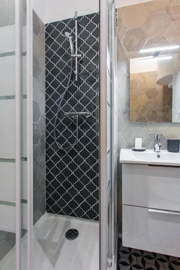 Appartement CMG Place de Clichy - Metro Europe à Paris Extérieur photo