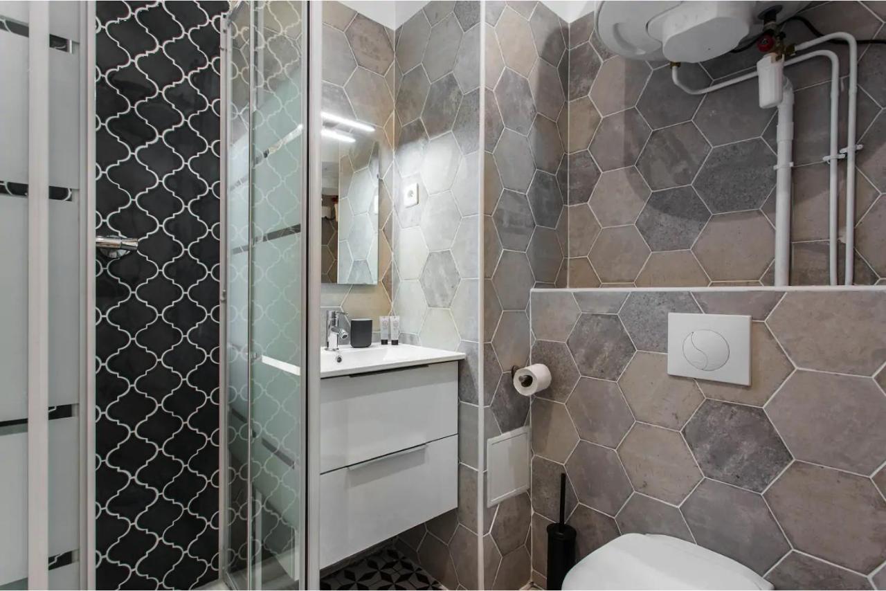 Appartement CMG Place de Clichy - Metro Europe à Paris Extérieur photo